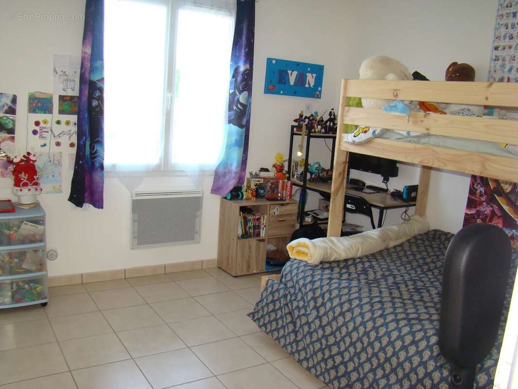 Maison à SAINT-MAURICE-LA-CLOUERE