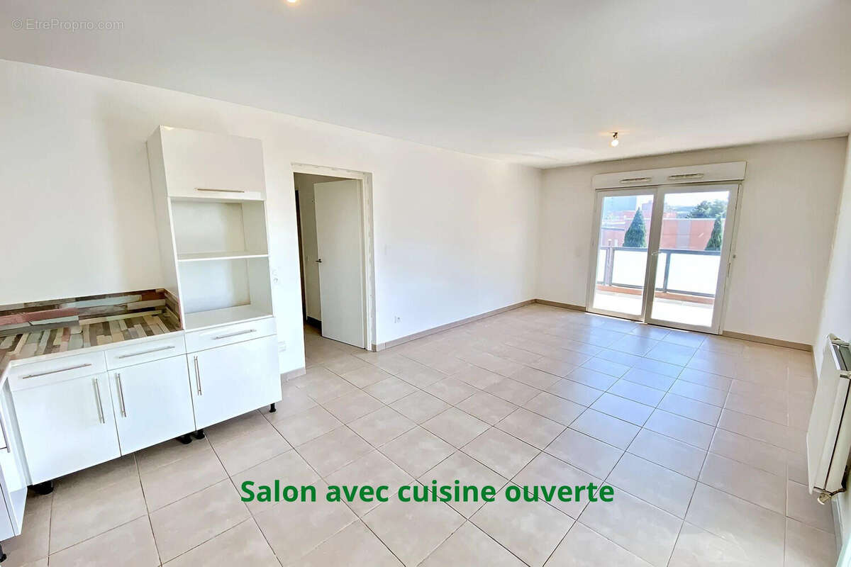 Appartement 63 m² à Martigues  - photo 4