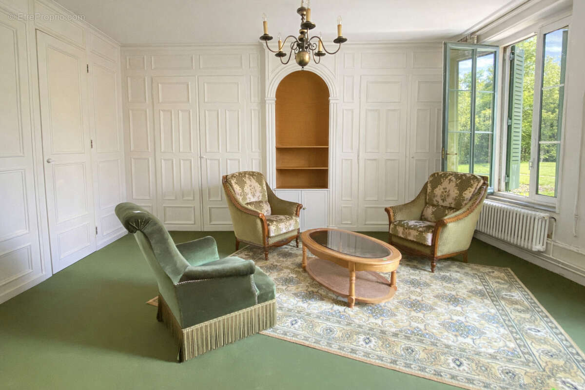 Maison à SAIZERAIS