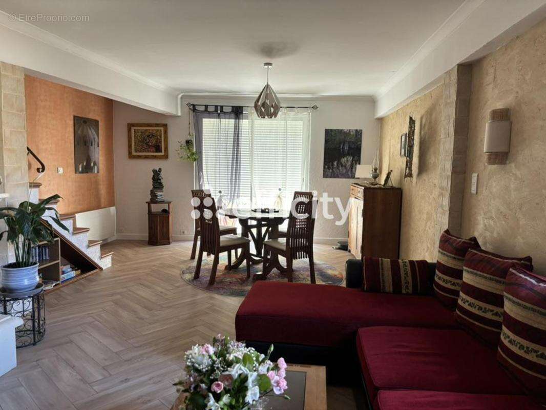 Maison à ABEILHAN