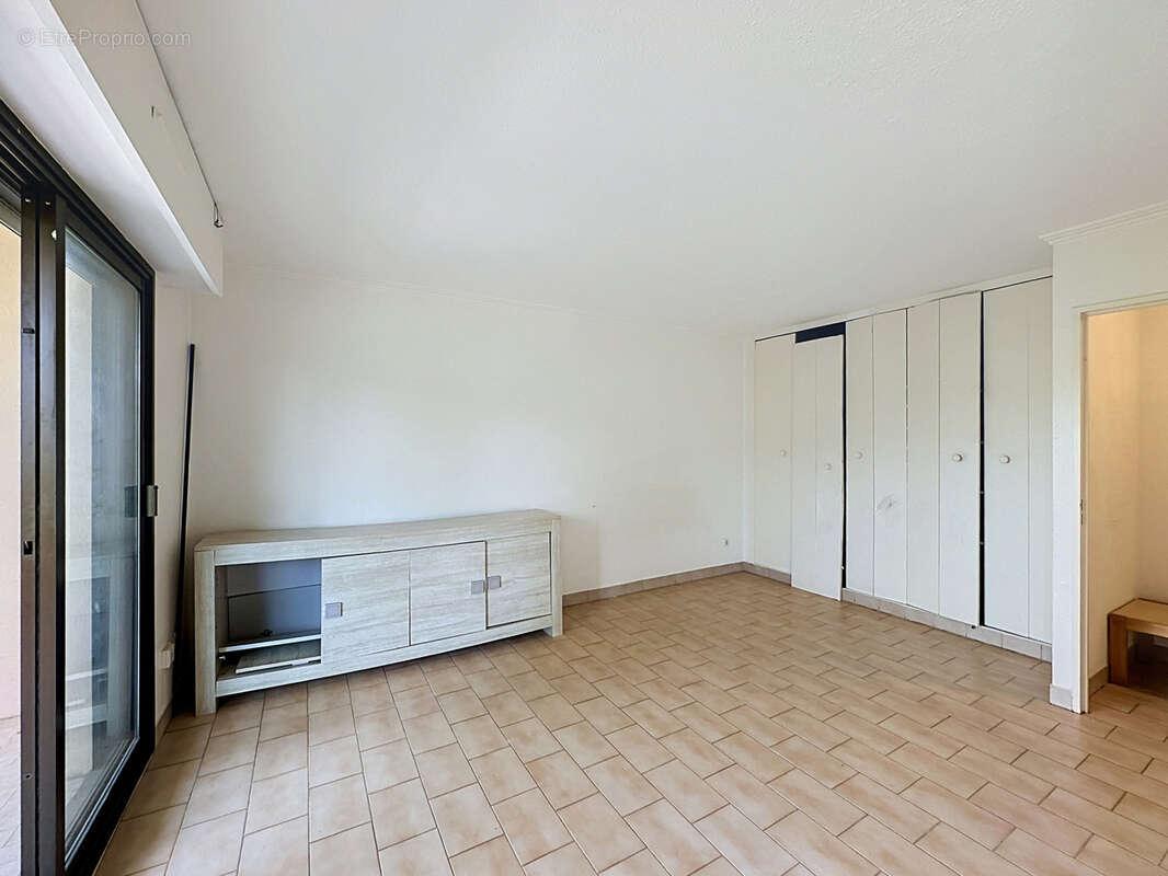 Appartement 27 m² à Vallauris  - photo 11