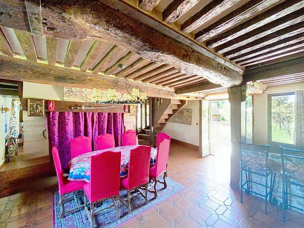 Maison à DOUVILLE-EN-AUGE
