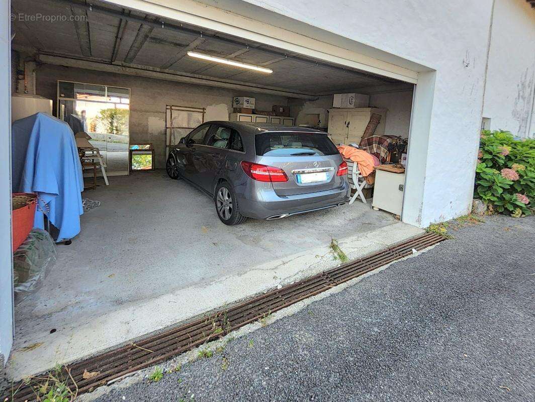 Appartement T4 À Vendre Arbonne avec Cave, Garage et piscine - photo 10