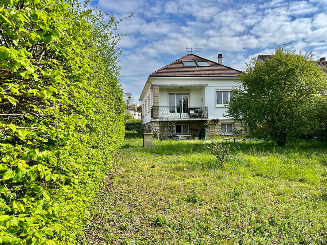 Maison à PONTOISE