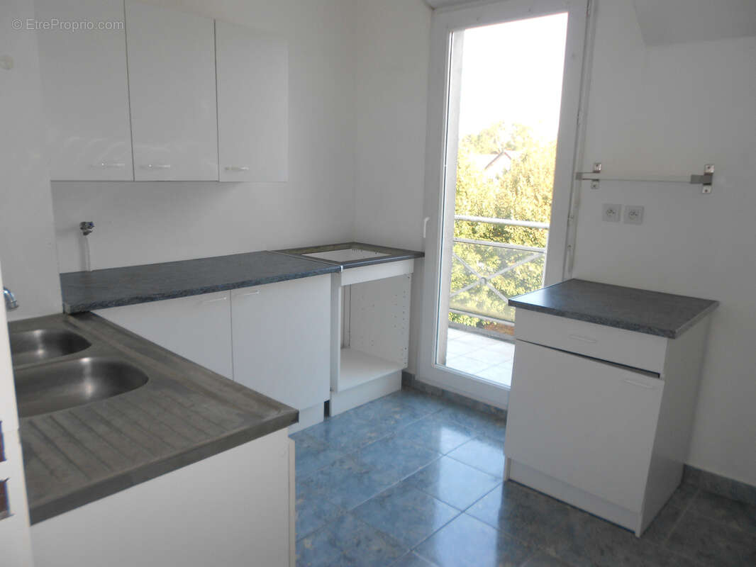 Appartement à VAUX-LE-PENIL