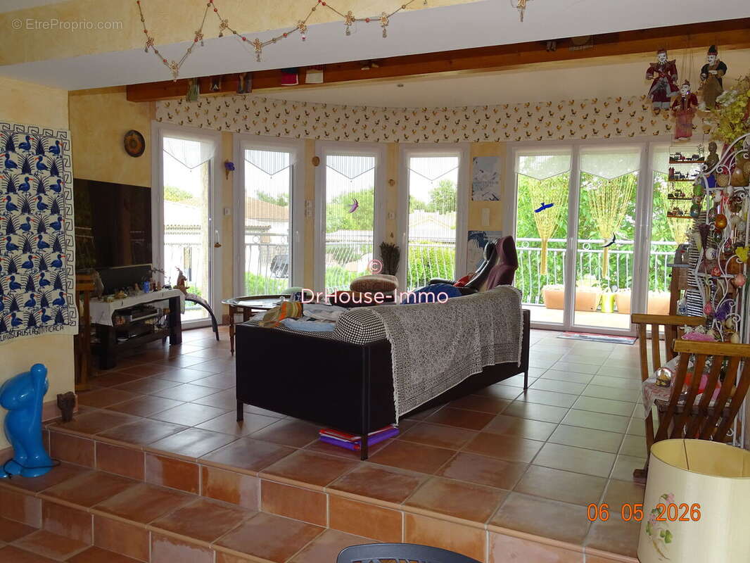 Maison 168 m² à Villeneuve-Tolosane  - photo 5