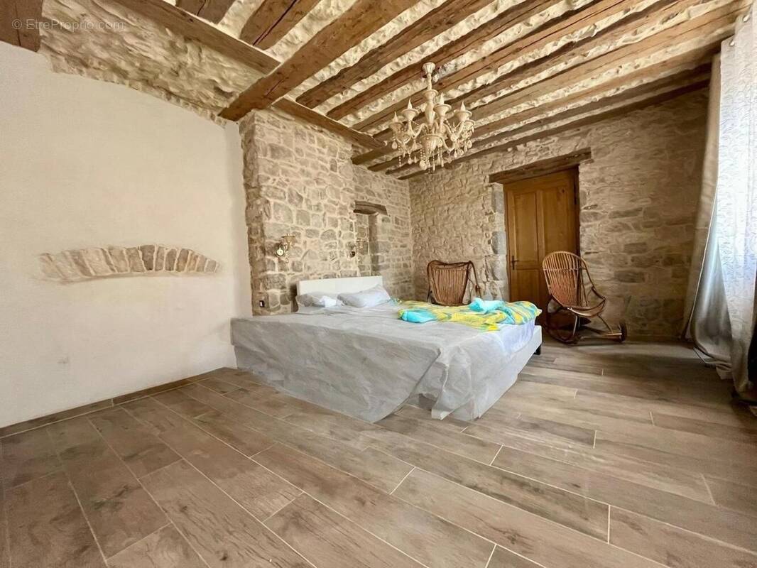 Photo 1 - Maison à PORT-LESNEY