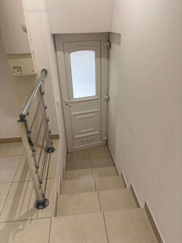 Appartement T1 refait à neuf - photo 10