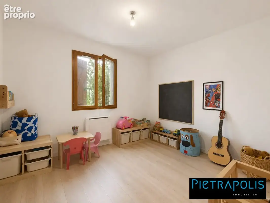 Maison 105 m² à La Chapelle-De-Guinchay  - photo 9