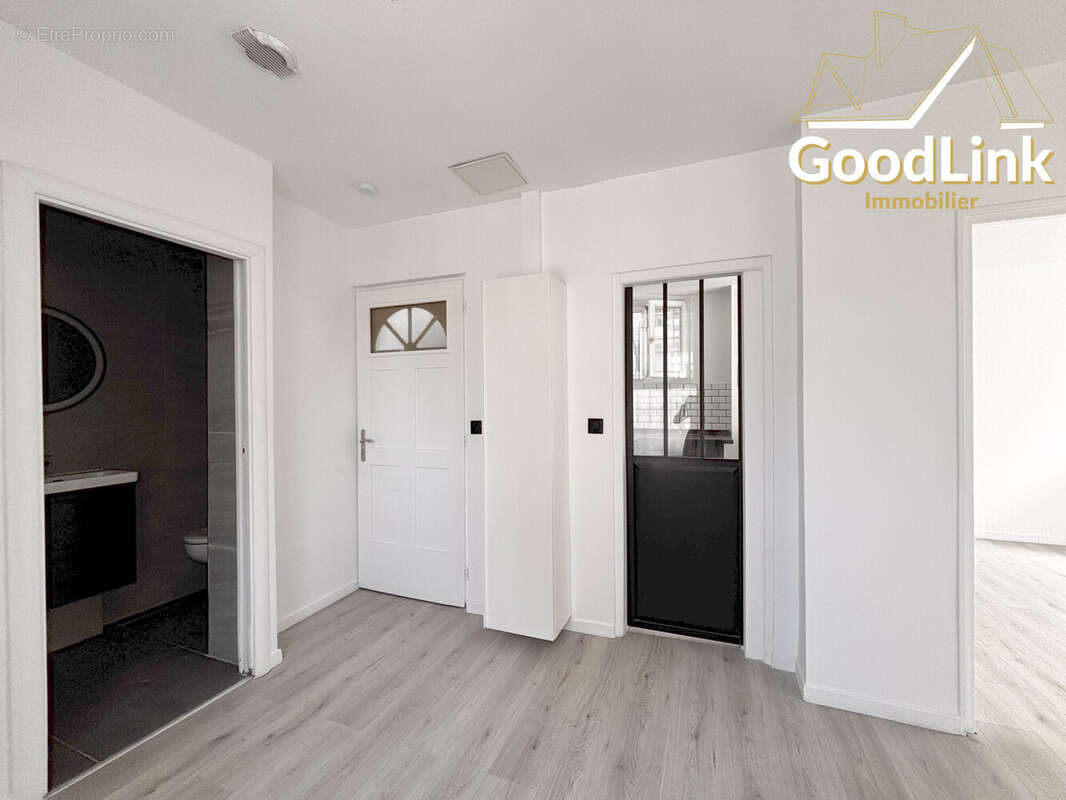 Appartement à AUBERVILLIERS