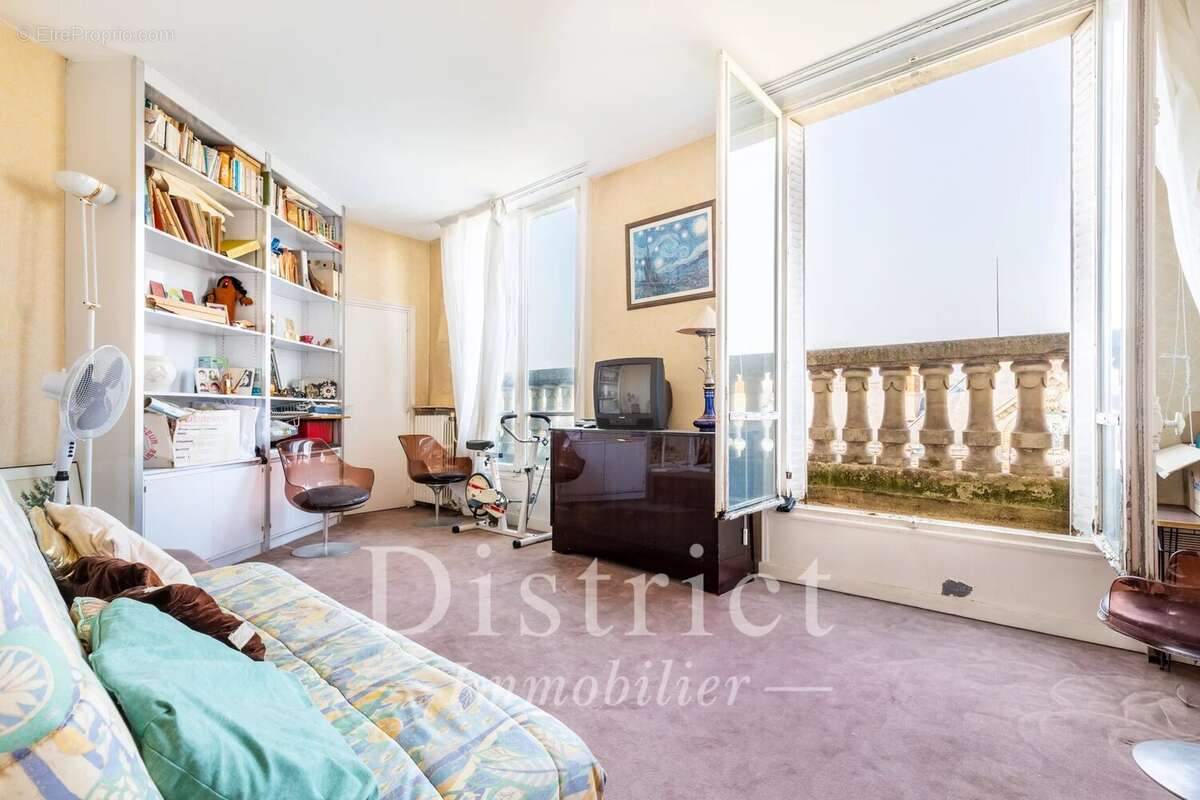 Père-Lachaise / République – Appartement traversant 138,4 m² - photo 8