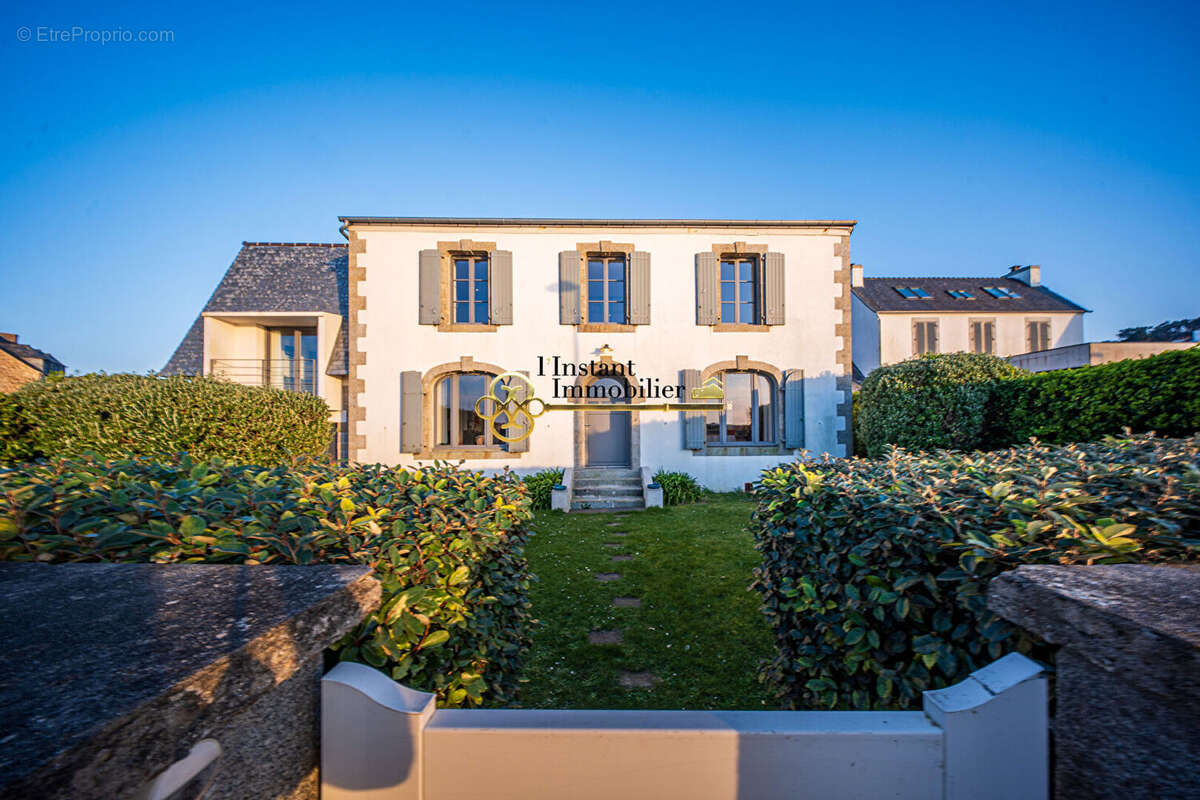 Maison à PLOUGASNOU