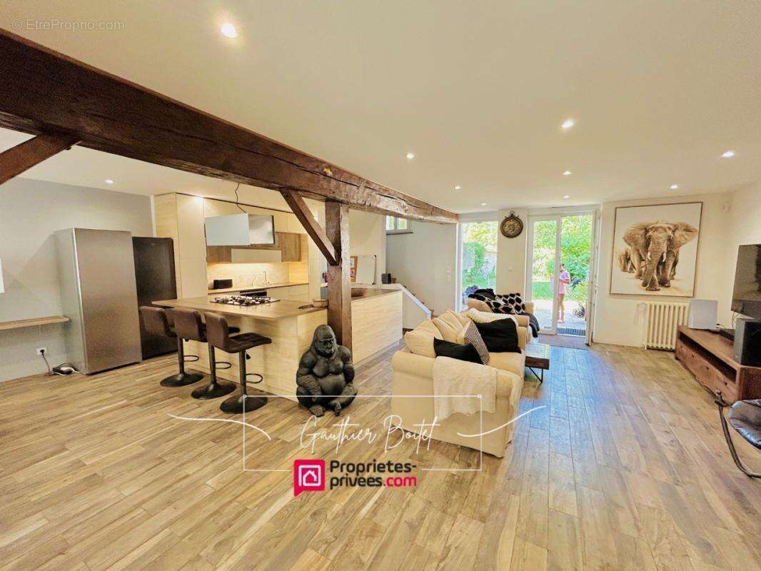 Maison à ROZAY-EN-BRIE