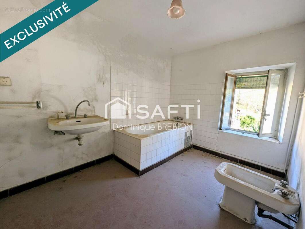 Photo 9 - Maison à SAINT-NAZAIRE-DE-LADAREZ