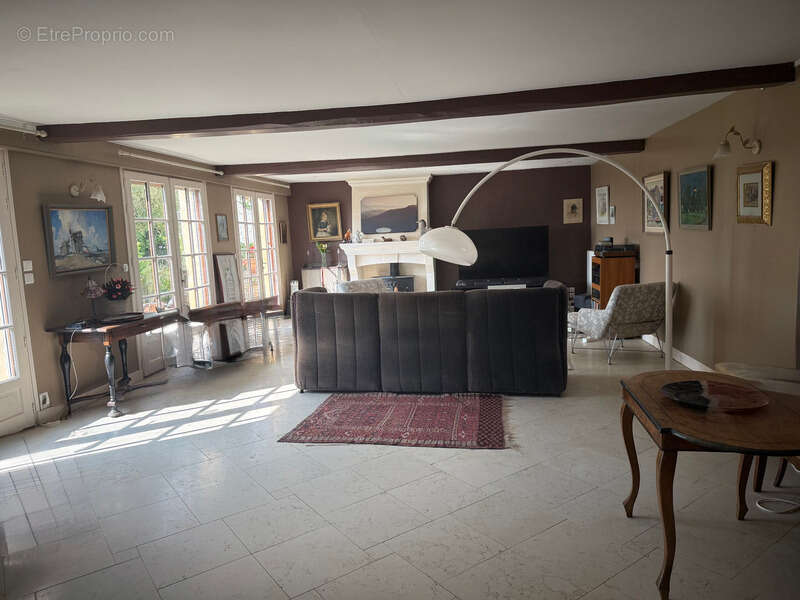 Maison à SAINT-SULPICE-DE-COGNAC