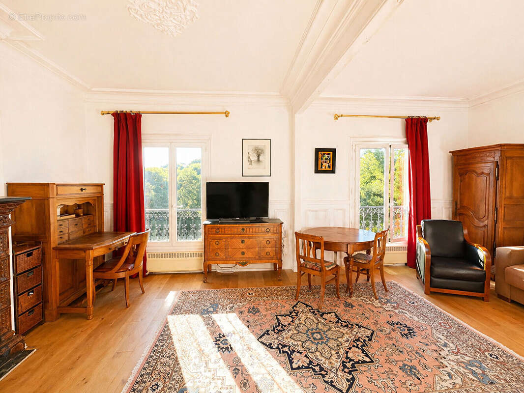 Appartement à PARIS-19E