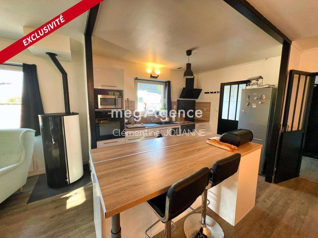 Maison à BEAUMONT-HAGUE