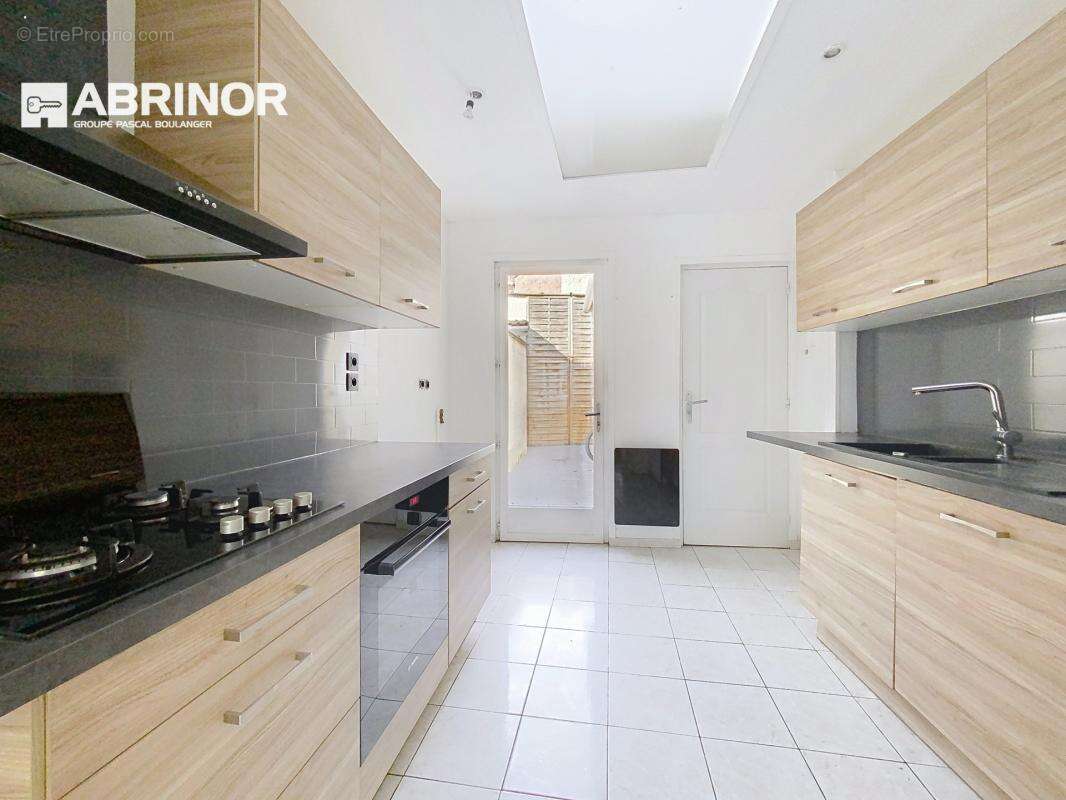 Maison à FACHES-THUMESNIL