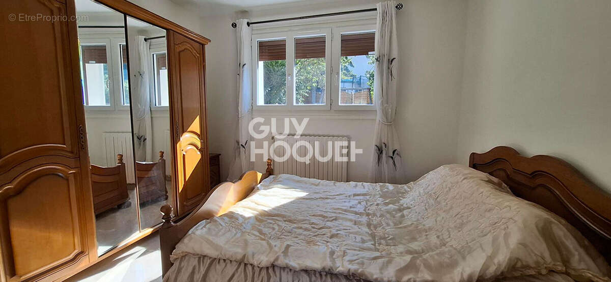 Maison familiale 7 pièces ? 4 chambres ? Vue dégagée sur la vallée - photo 8
