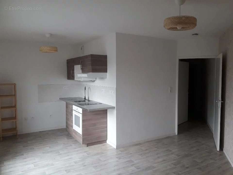 Appartement de 32m² Récent 2017 Tram - photo 2