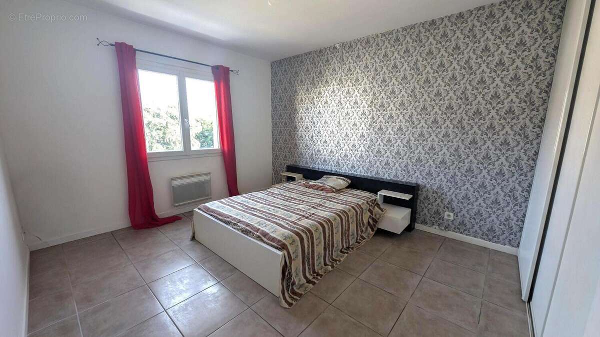 Maison à CLARET