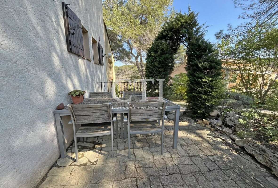 Maison à VAISON-LA-ROMAINE