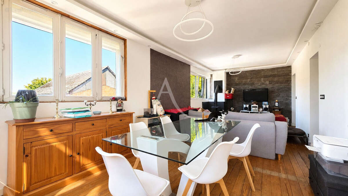 Appartement - jardin ETREPAGNY - photo 3