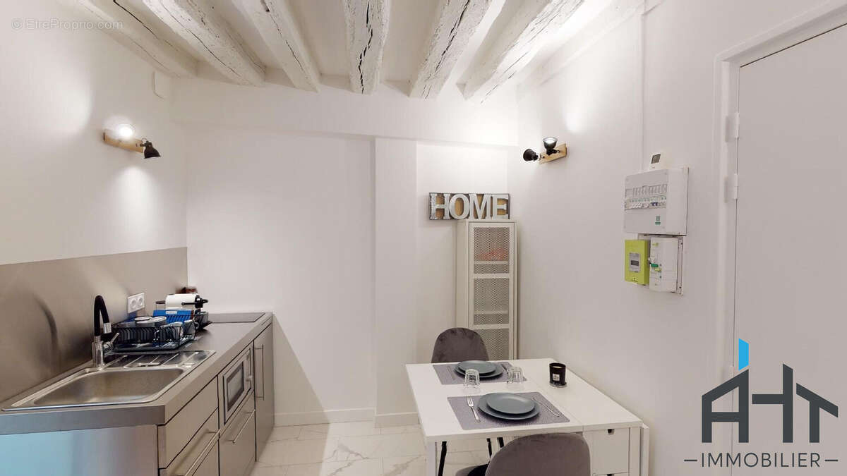 Appartement à PARIS-12E