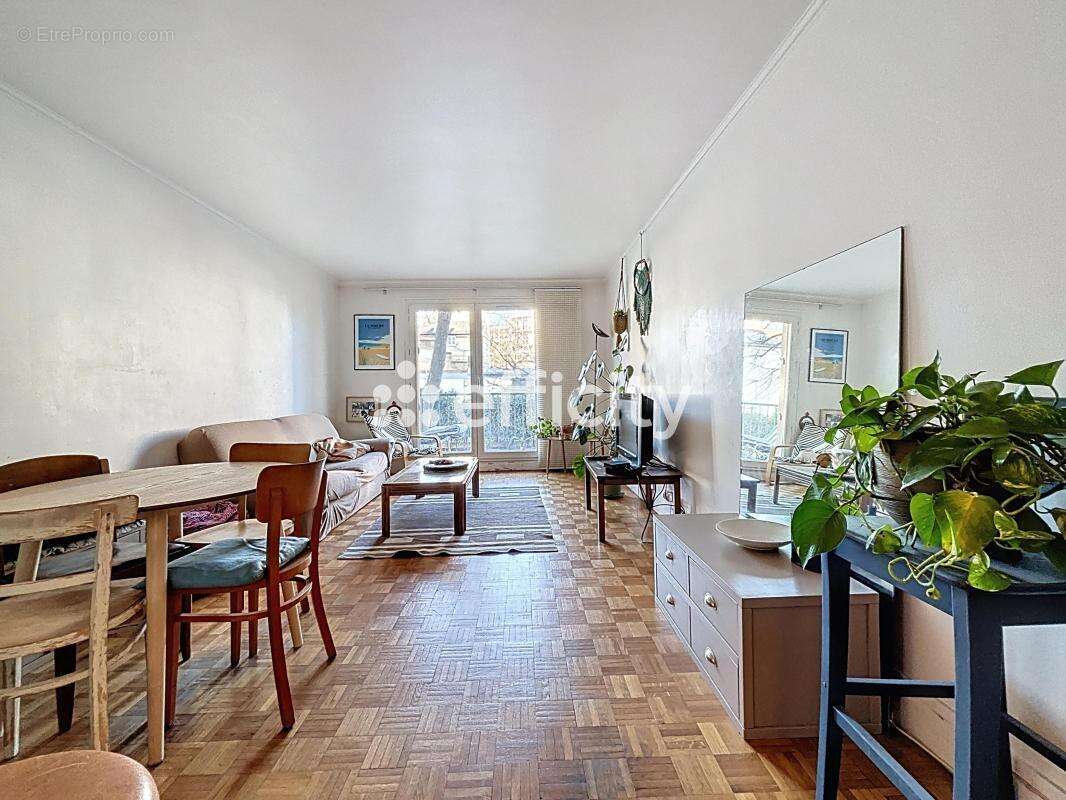 Appartement à MONTREUIL