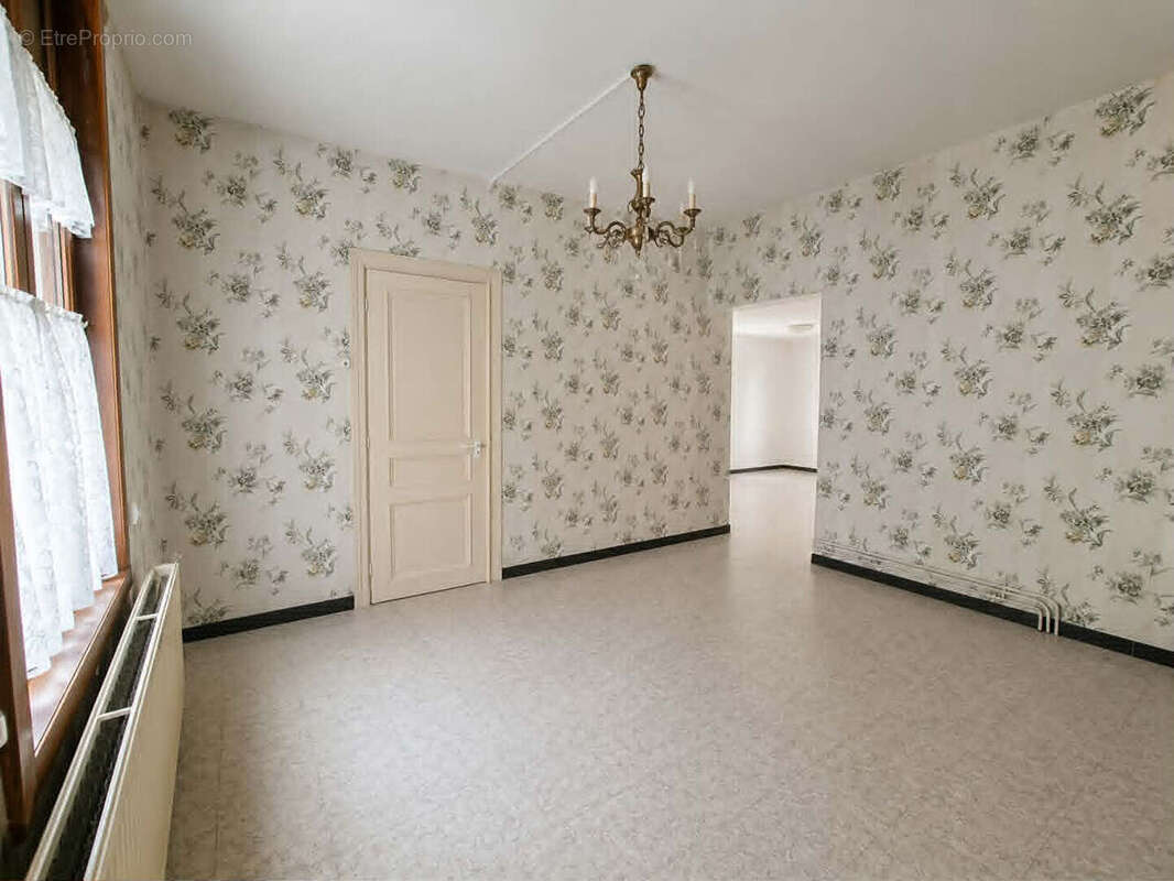 Maison à FRESNES-SUR-ESCAUT
