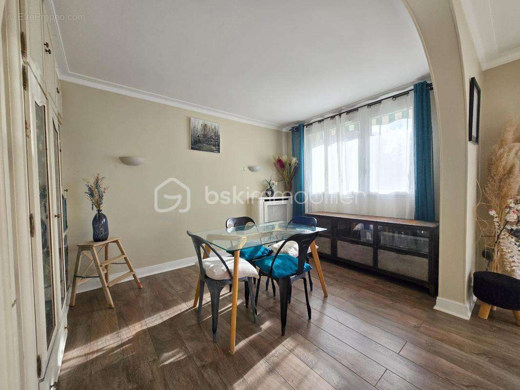 Appartement à TAVERNY