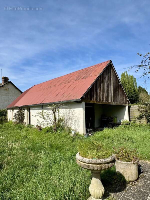Appartement à NEUILLY-LE-BISSON