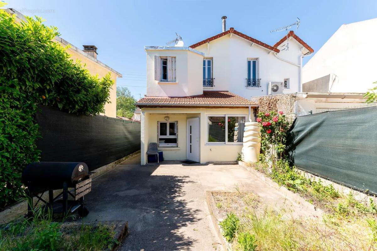 Maison à AULNAY-SOUS-BOIS