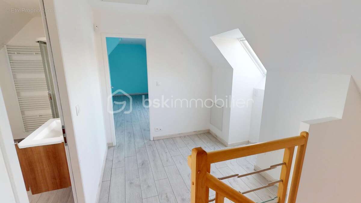 Maison à LA CHAPELLE-SAINT-URSIN