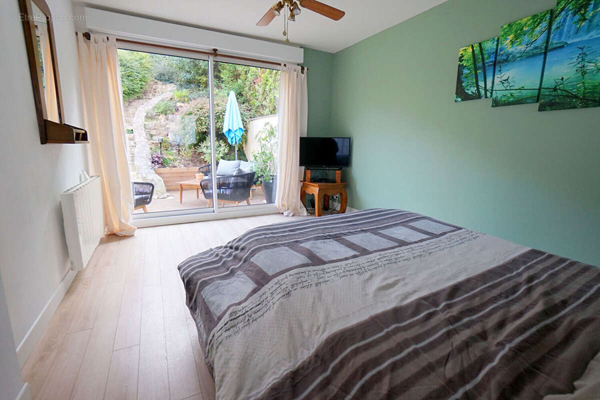 Maison à MEZIERES-SUR-SEINE