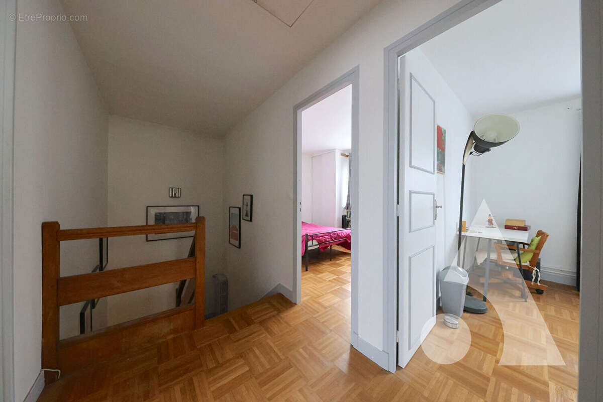 Maison à CORBEIL-ESSONNES