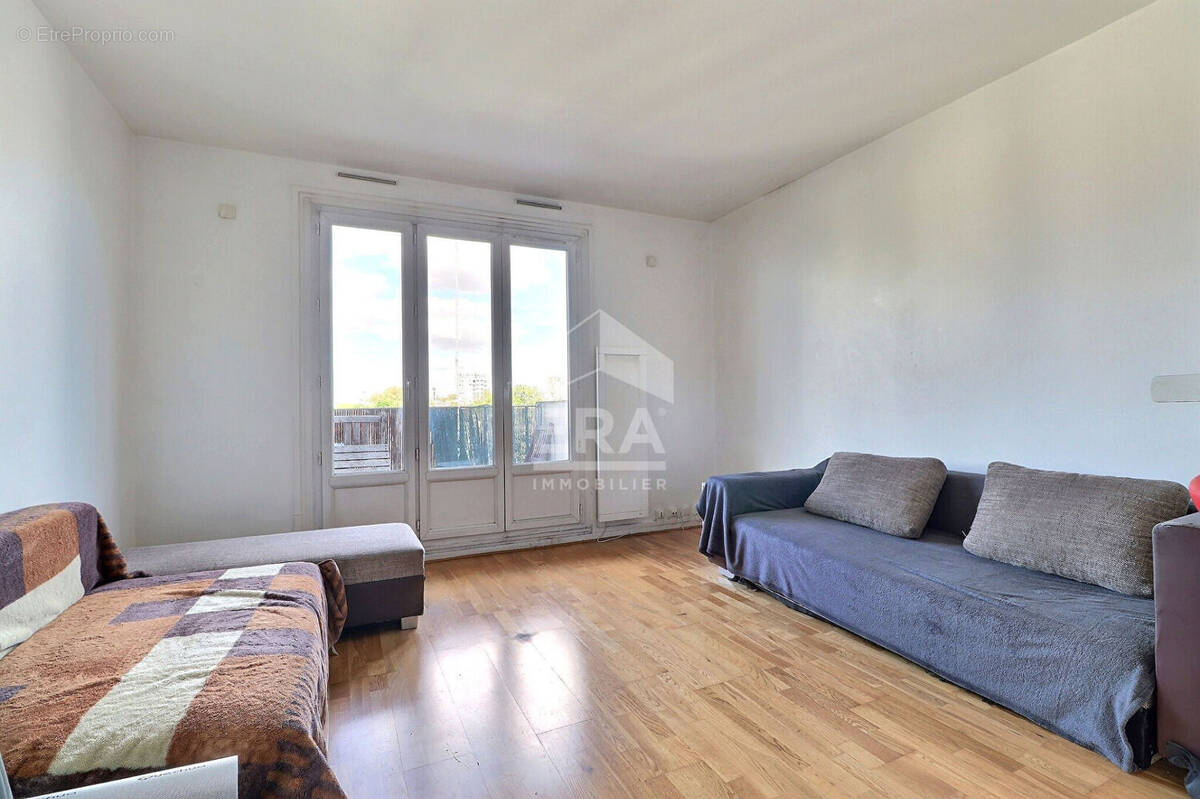 Appartement à AUBERVILLIERS