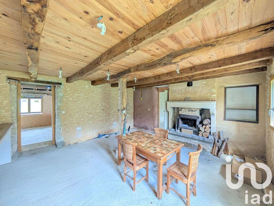 Photo 3 - Maison à LEIGNES-SUR-FONTAINE