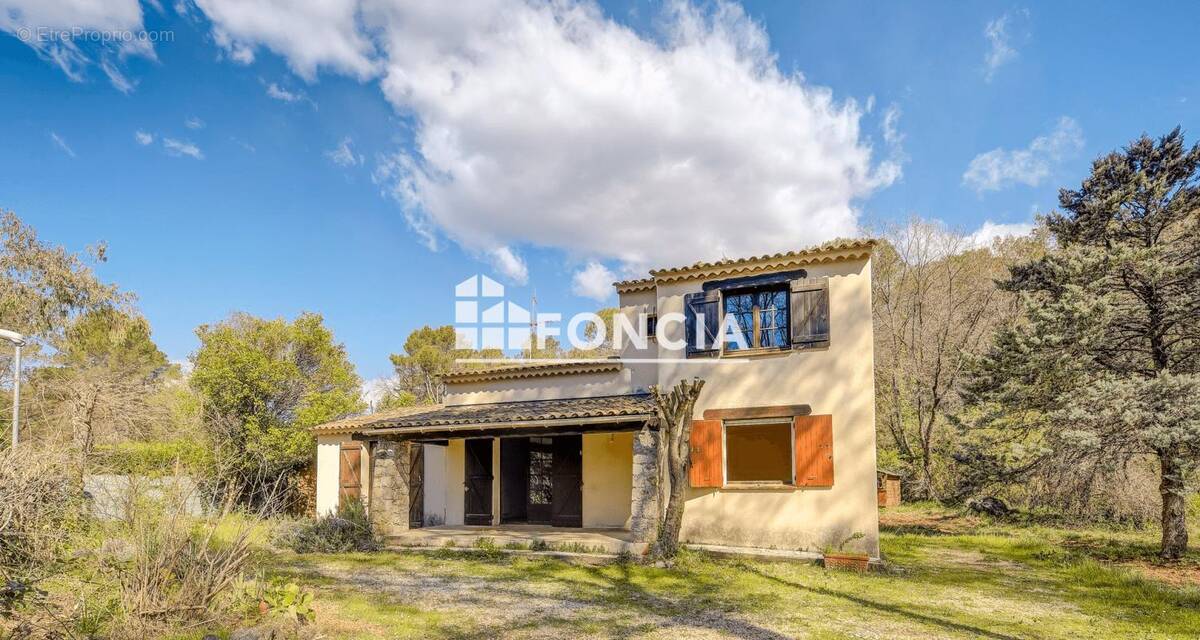 Maison à ROQUEFORT-LES-PINS