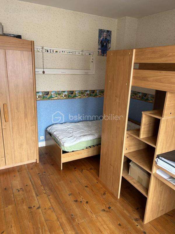 Maison à VILLEBAROU