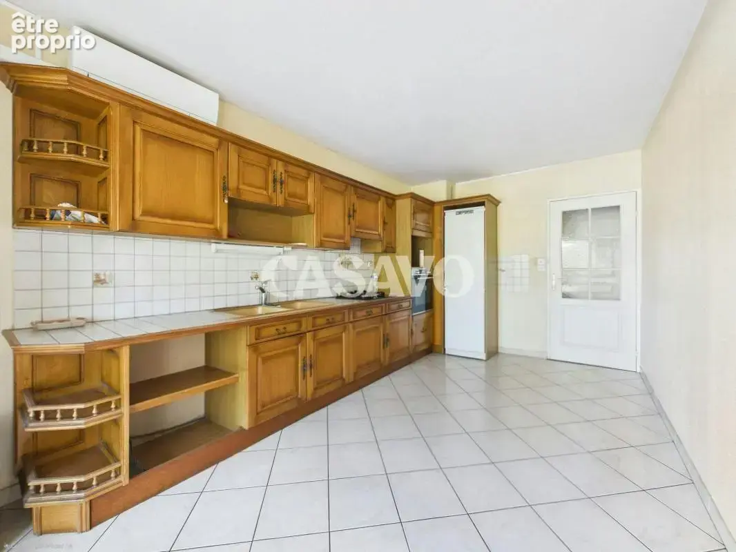 Vente Appartement 4 pièces de 80m² - 38290 La Verpillière - photo 8