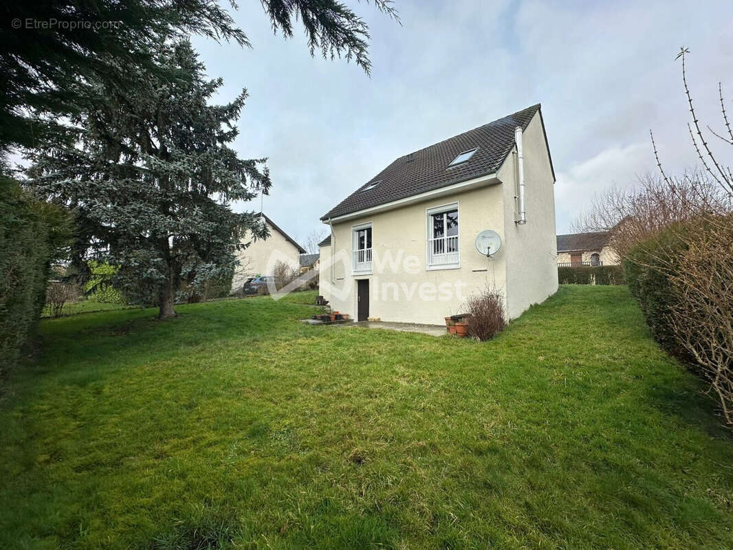 Maison à BLAGNY