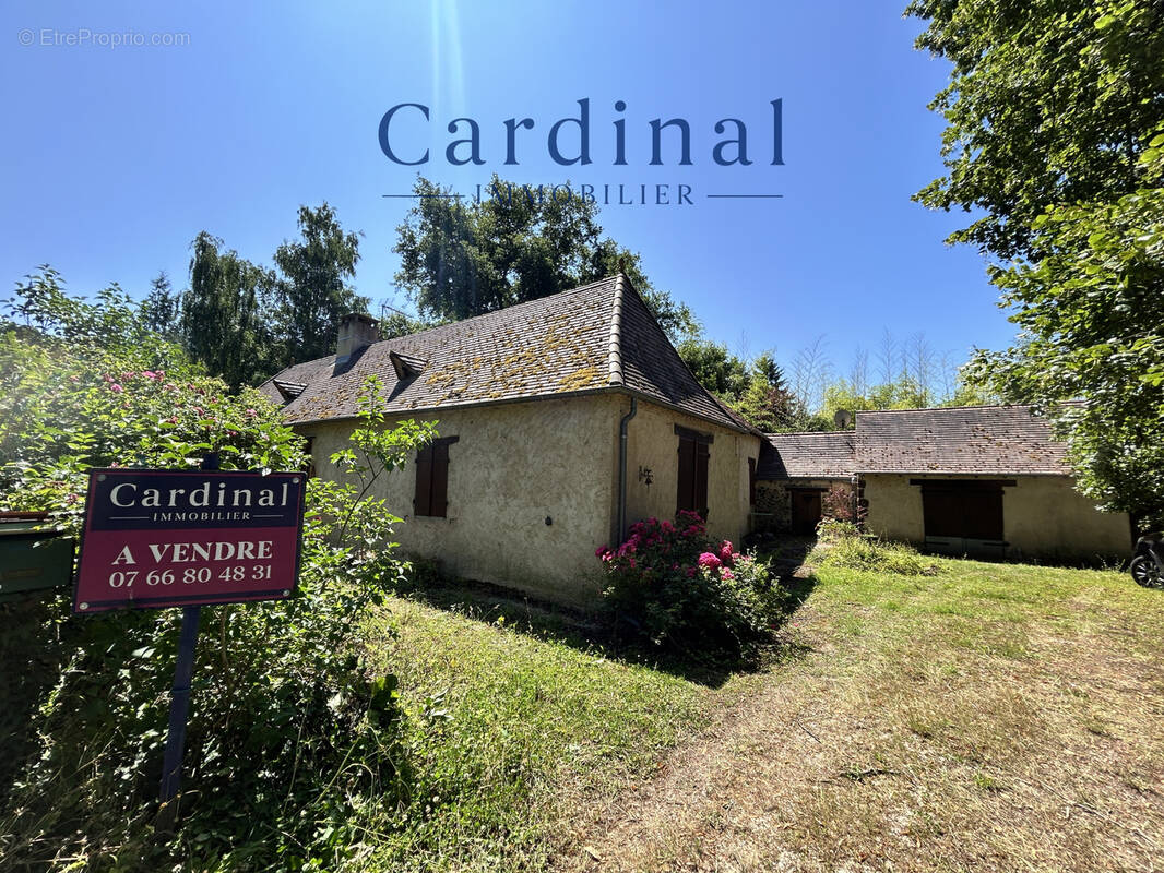 Maison à ROUFFIGNAC-SAINT-CERNIN-DE-REILHAC