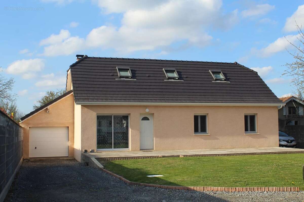 Maison à TREBONS