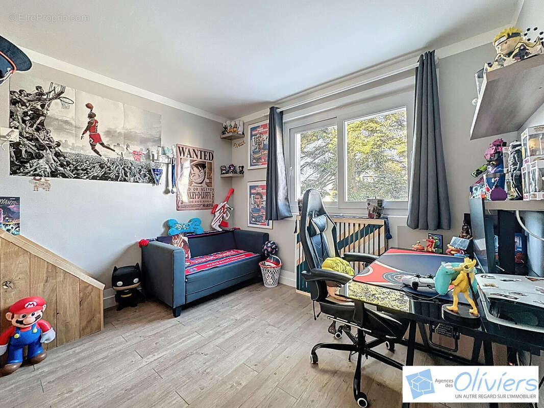 Maison à MAGNY-LES-HAMEAUX