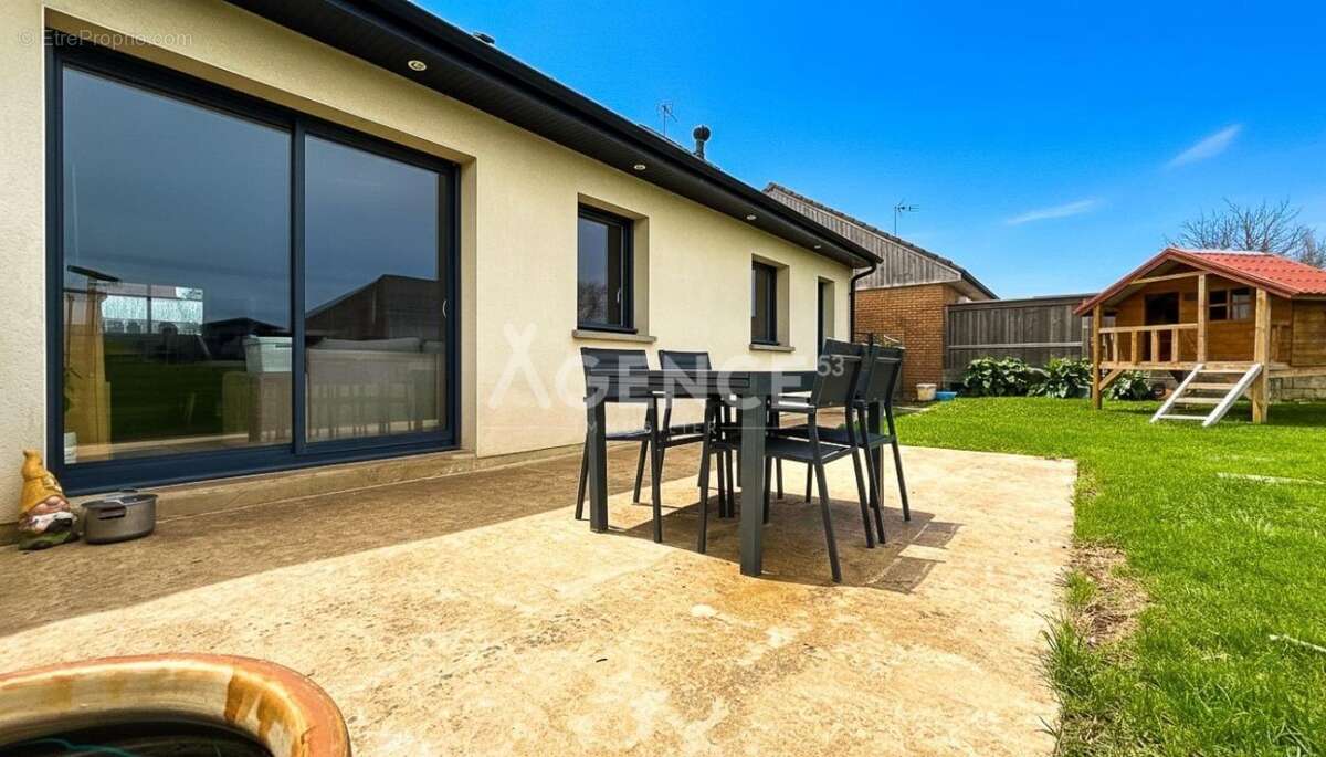 Maison à ROQUETOIRE