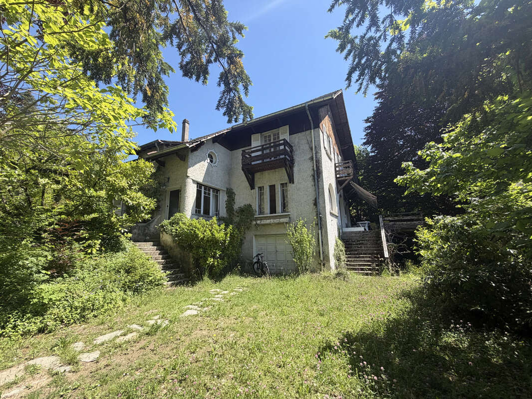 Maison à TALLOIRES