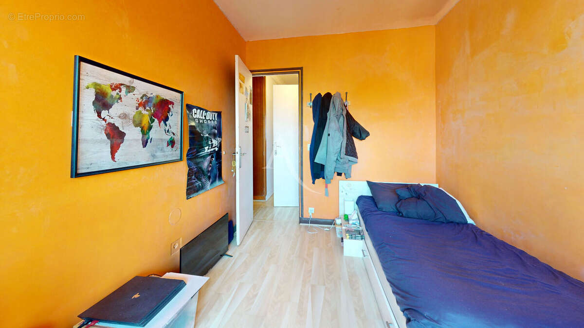 Appartement à CHILLY-MAZARIN