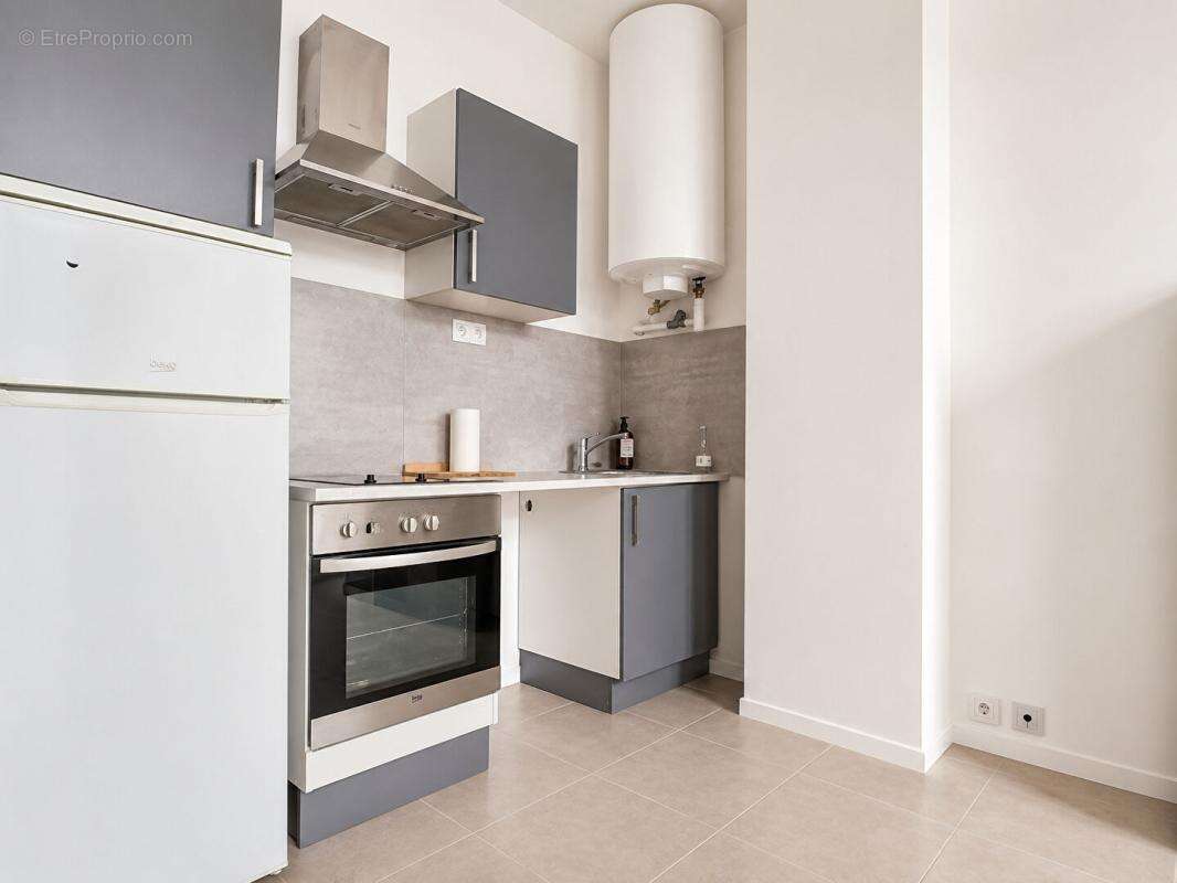 Vente T3 54m2 BORDEAUX (33000) - photo 3