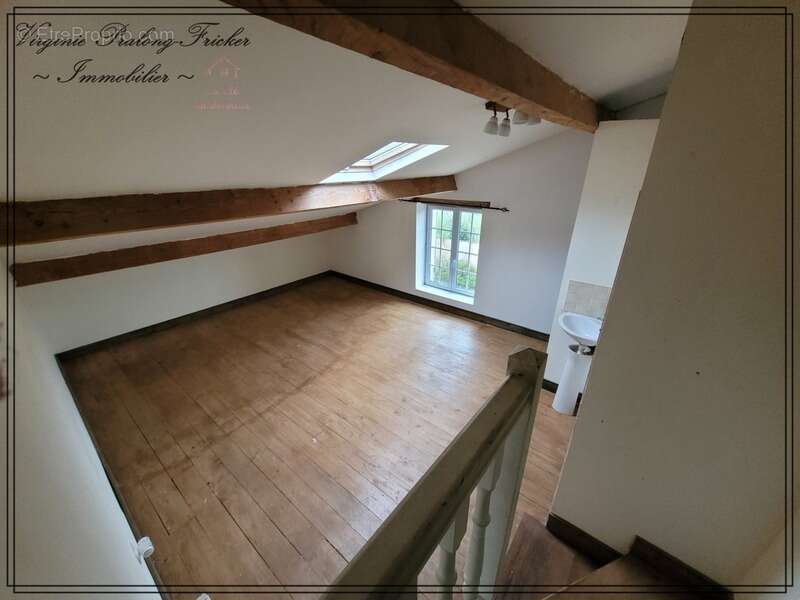 Maison à VILLEGOUGE